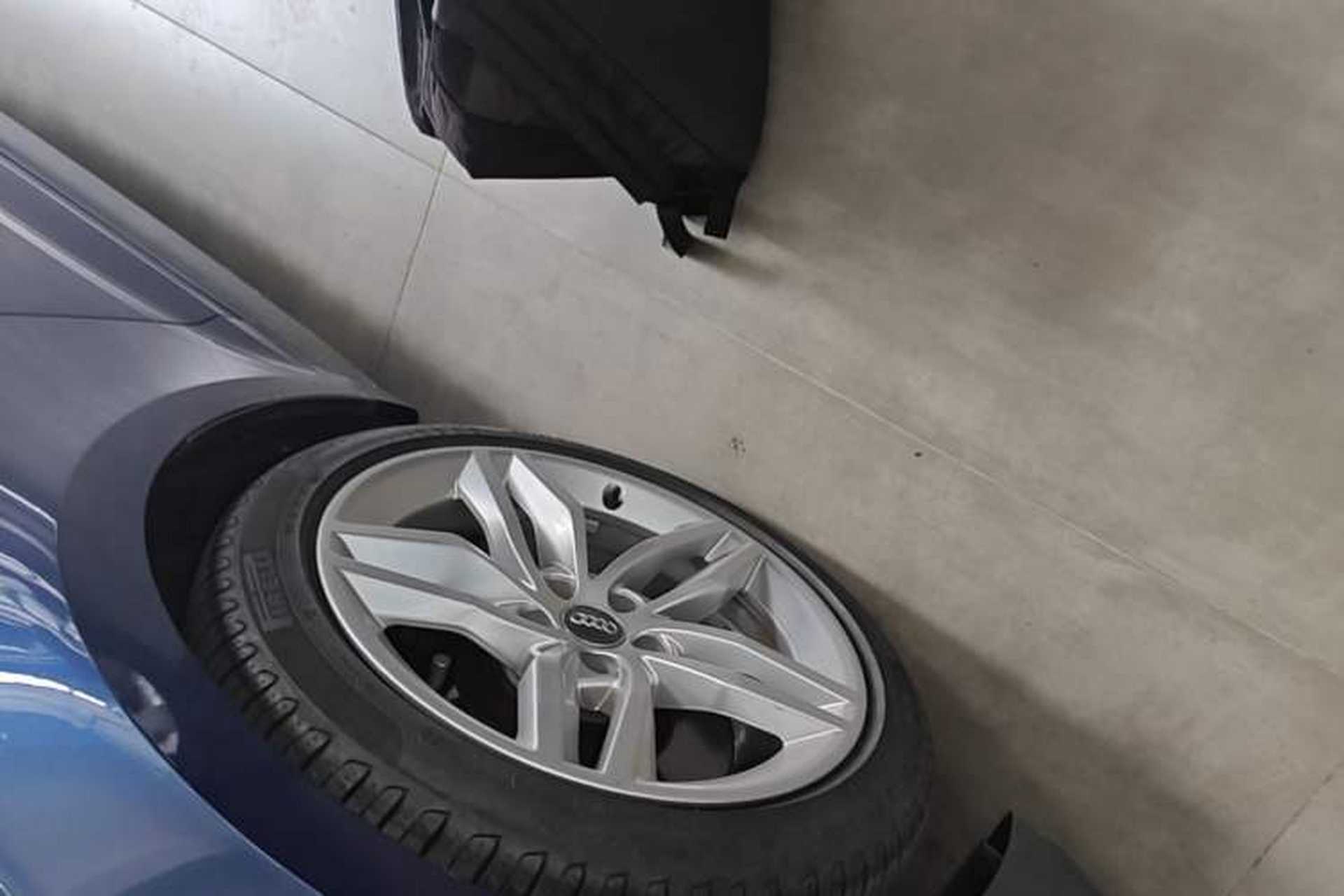 Used Audi A5 2017 Sportback 45 TFSI Fashion Model Left Front Wheel Hub