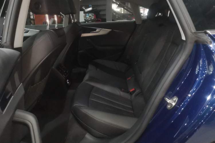 Used Audi A5 2017 Sportback 40 TFSI Fashion Model Left Rear Seat