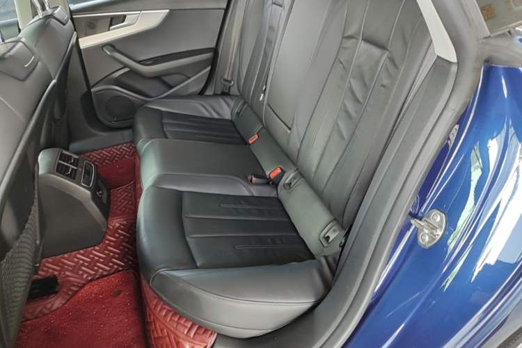 Used Audi A5 2017 Sportback 40 TFSI Fashion Model Left Rear Seat