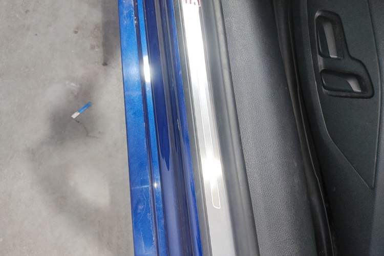 Used Audi A5 2017 Coupe 40 TFSI Fashion Model Left Side Sill
