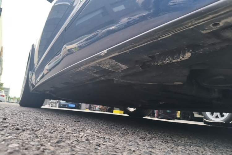 Used Audi A5 2017 Coupe 40 TFSI Fashion Model Left Side Sill