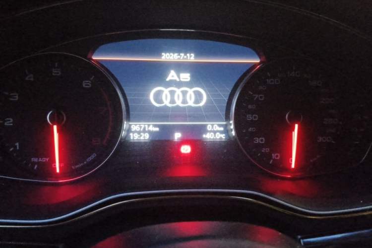 Used Audi A5 2017 Sportback 40 TFSI Fashion Model Odometer Close Up