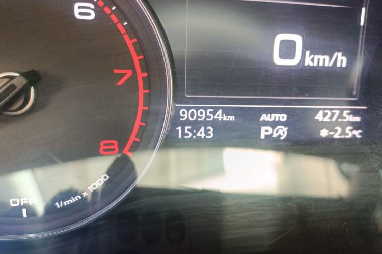 Used Audi A5 2017 Sportback 40 TFSI Fashion Model Odometer Close Up