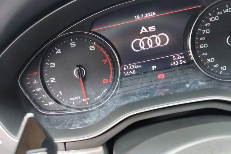 Used Audi A5 2017 Sportback 45 TFSI Fashion Model Odometer Close Up