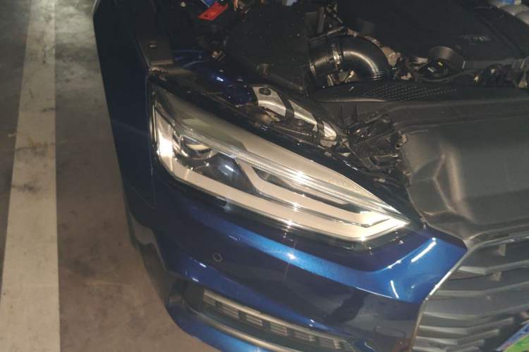 Used Audi A5 2017 Coupe 40 TFSI Fashion Model Right Front Headlight