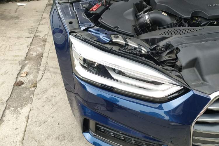 Used Audi A5 2017 Cabriolet 40 TFSI Fashion Model Right Front Headlight
