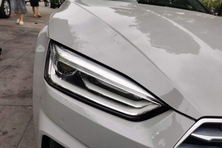 Used Audi A5 2017 Coupe 40 TFSI Fashion Model Right Front Headlight