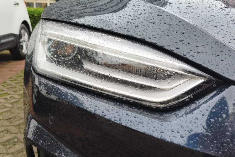 Used Audi A5 2017 Coupe 40 TFSI Fashion Model Right Front Headlight