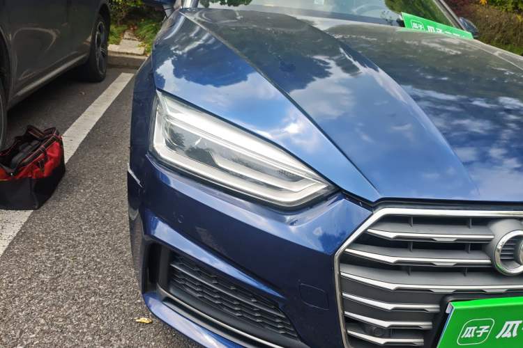 Used Audi A5 2017 Cabriolet 40 TFSI Fashion Model Right Front Headlight