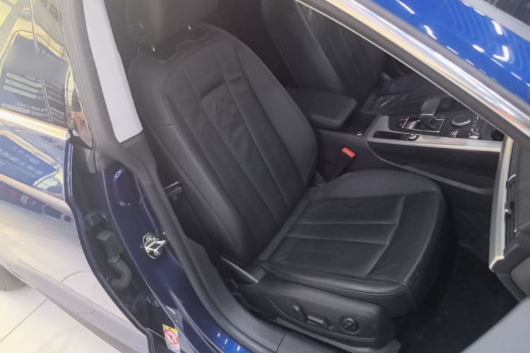 Used Audi A5 2017 Sportback 40 TFSI Fashion Model Right Front Seat