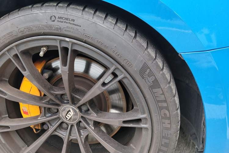 Used Audi A5 2017 Sportback 45 TFSI Fashion Model Right Front Wheel Hub
