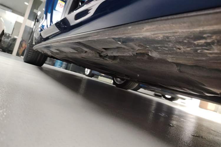 Used Audi A5 2017 Cabriolet 40 TFSI Fashion Model Right Side Sill