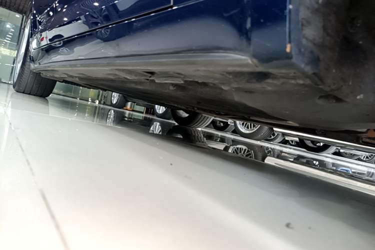 Used Audi A5 2017 Sportback 40 TFSI Fashion Model Right Side Sill