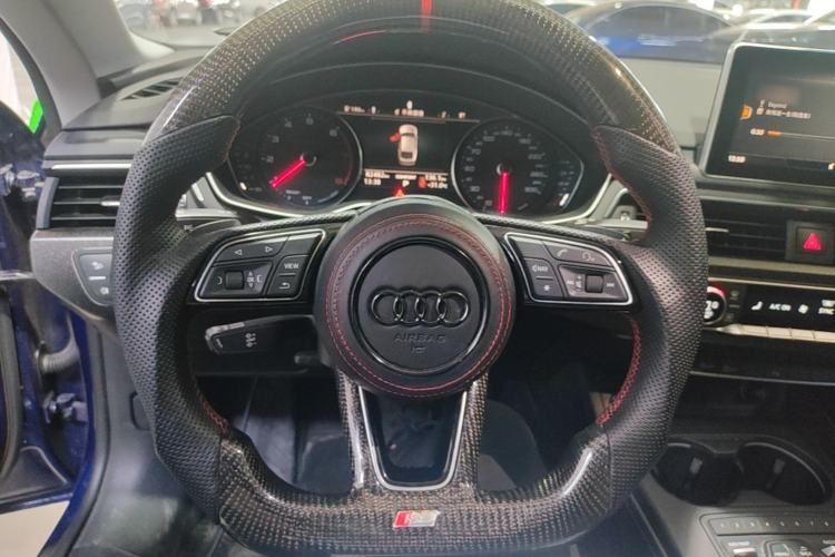 Used Audi A5 2017 Coupe 40 TFSI Fashion Model Steering Wheel
