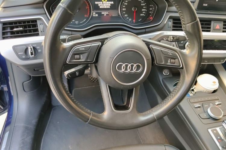 Used Audi A5 2017 Coupe 40 TFSI Fashion Model Steering Wheel