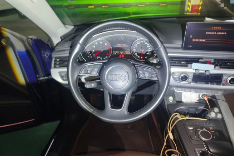 Used Audi A5 2017 Sportback 40 TFSI Fashion Model Steering Wheel