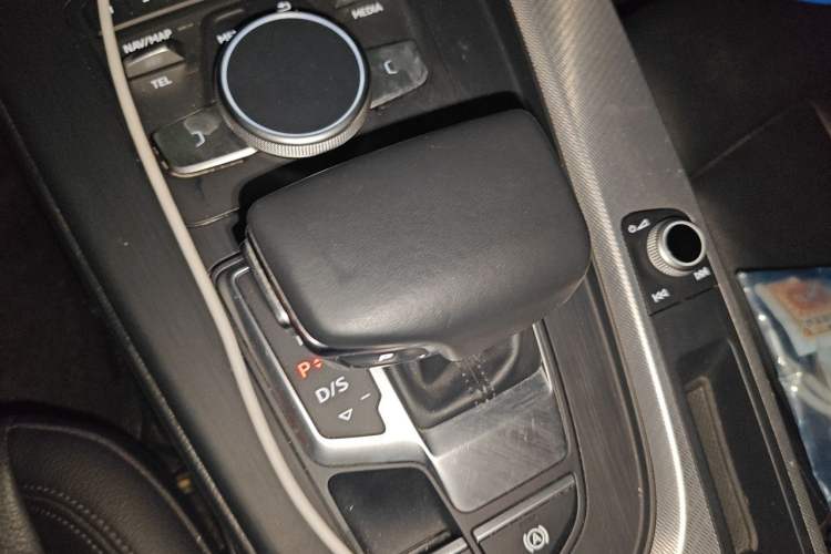Used Audi A5 2017 Sportback 45 TFSI Sport Edition Vehicle Key