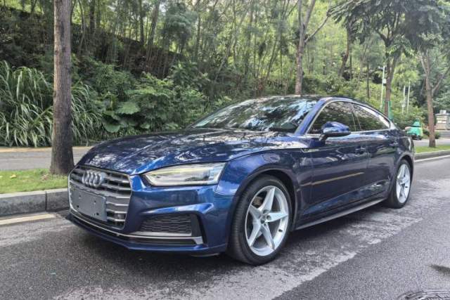 Ojetý Audi A5 2017 Sportback 40 TFSI Fashion Model