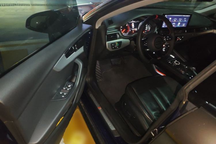 Used Audi A5 2017 Sportback 45 TFSI Fashion Model Driver Seat