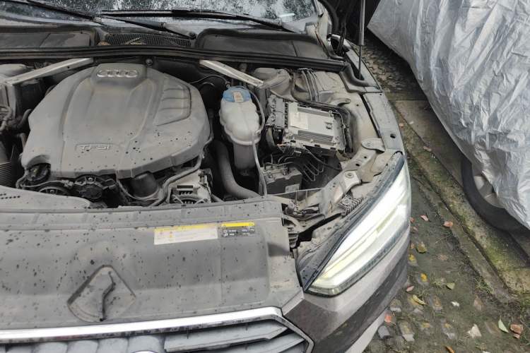 Used Audi A5 2017 Sportback 40 TFSI Fashion Model Engine Bay Left