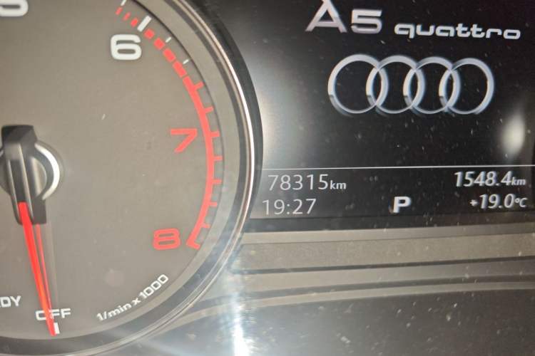Used Audi A5 2017 Sportback 45 TFSI Fashion Model Odometer Close Up