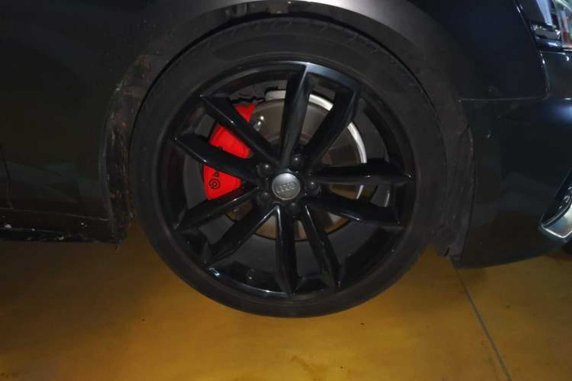 Used Audi A5 2017 Sportback 45 TFSI Fashion Model Right Front Wheel Hub