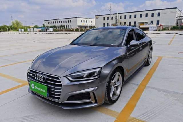Ojetý Audi A5 2017 Sportback 40 TFSI Fashion Model