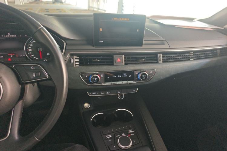 Used Audi A5 2017 Coupe 40 TFSI Fashion Model Audio And AC Panel