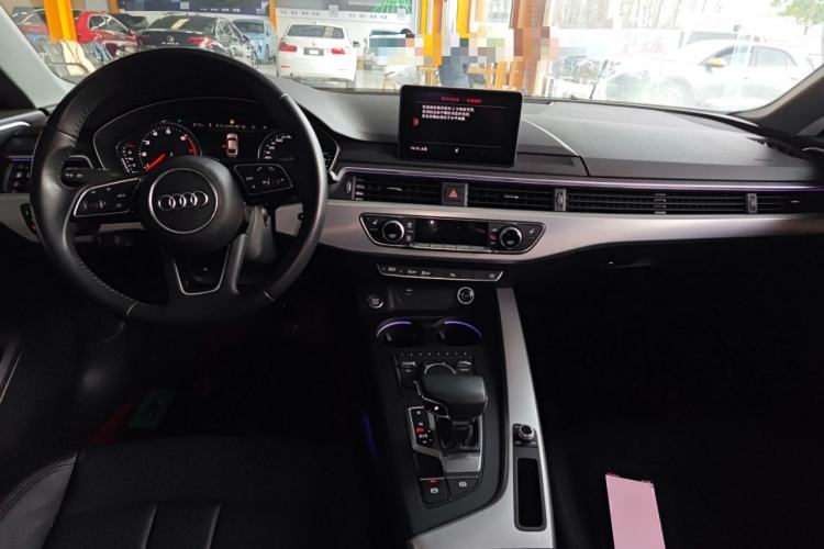 Used Audi A5 2017 Sportback 40 TFSI Fashion Model Center Console