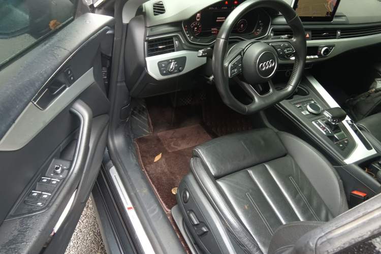 Used Audi A5 2017 Sportback 45 TFSI Sport Edition Driver Seat