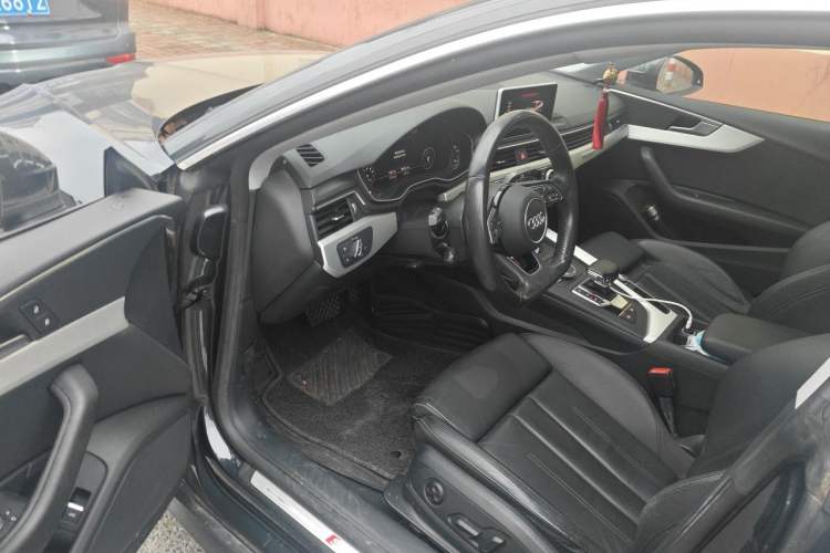 Used Audi A5 2017 Sportback 45 TFSI Sport Edition Driver Seat