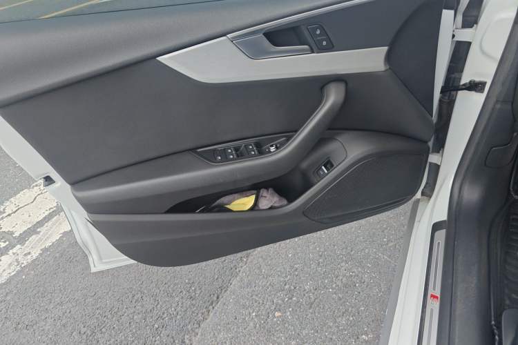 Used Audi A5 2017 Sportback 45 TFSI quattro Sport Model Driver Seat