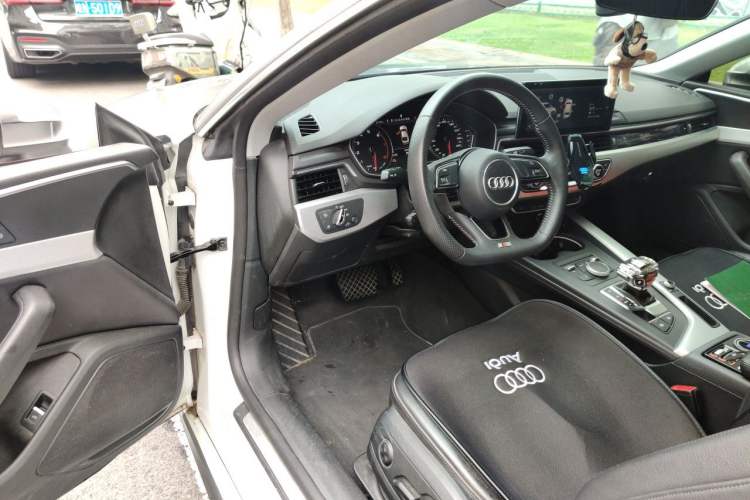 Used Audi A5 2017 Coupe 40 TFSI Fashion Model Driver Seat