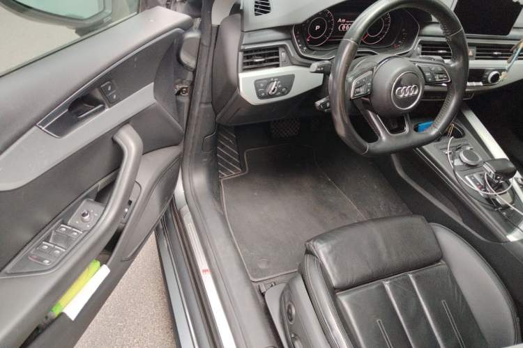 Used Audi A5 2017 Sportback 45 TFSI quattro Sport Model Driver Seat