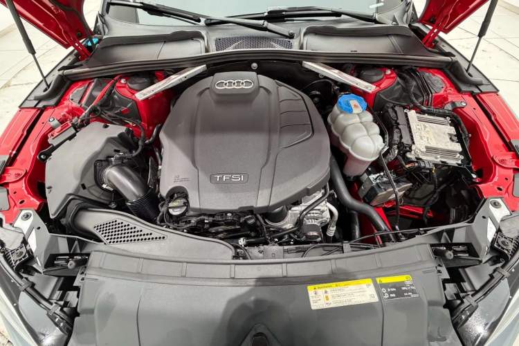 Used Audi A5 2017 Sportback 40 TFSI Fashion Model Engine Bay