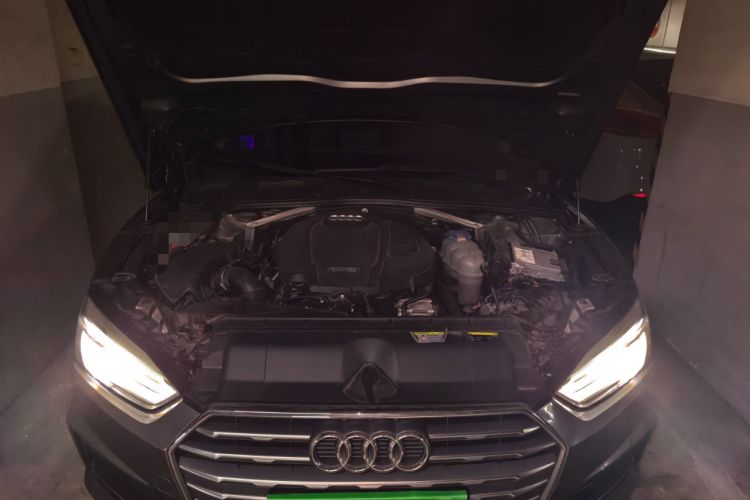 Used Audi A5 2017 Coupe 40 TFSI Fashion Model Engine Bay