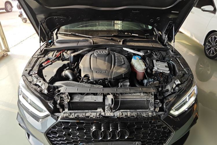 Used Audi A5 2017 Sportback 40 TFSI Fashion Model Engine Bay