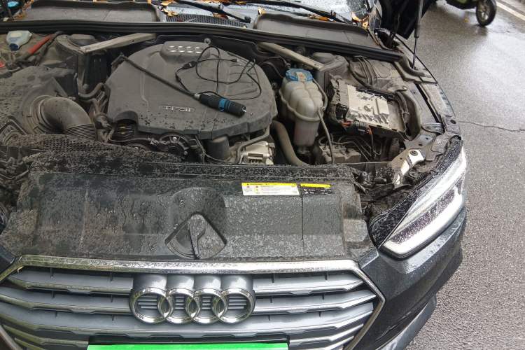 Used Audi A5 2017 Sportback 45 TFSI Sport Edition Engine Bay Left