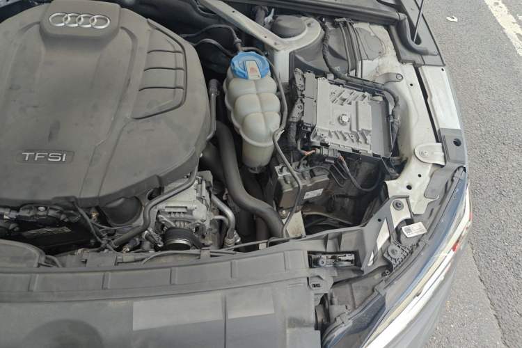 Used Audi A5 2017 Sportback 45 TFSI quattro Sport Model Engine Bay Left