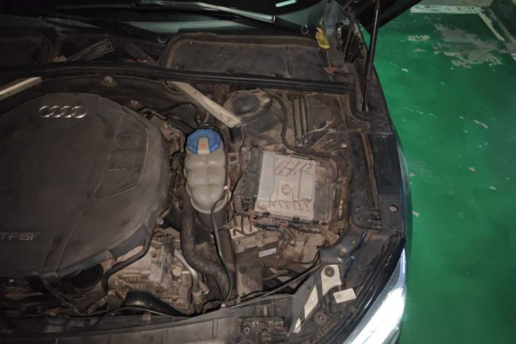 Used Audi A5 2017 Sportback 45 TFSI quattro Sport Model Engine Bay Left