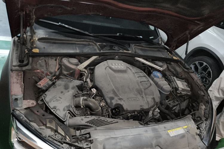 Used Audi A5 2017 Sportback 40 TFSI Fashion Model Engine Bay