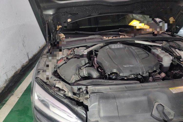 Used Audi A5 2017 Sportback 40 TFSI Fashion Model Engine Bay Right