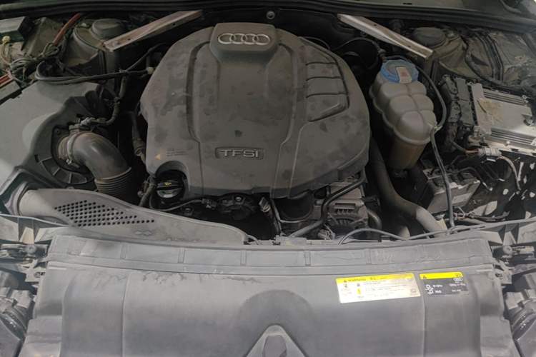 Used Audi A5 2017 Sportback 40 TFSI Fashion Model Engine Bay