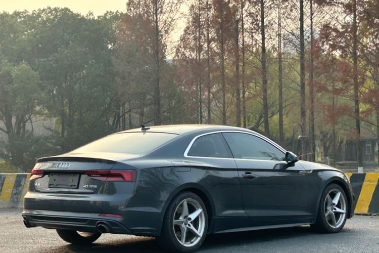 Used Audi A5 2017 Coupe 40 TFSI Fashion Model Exterior 3