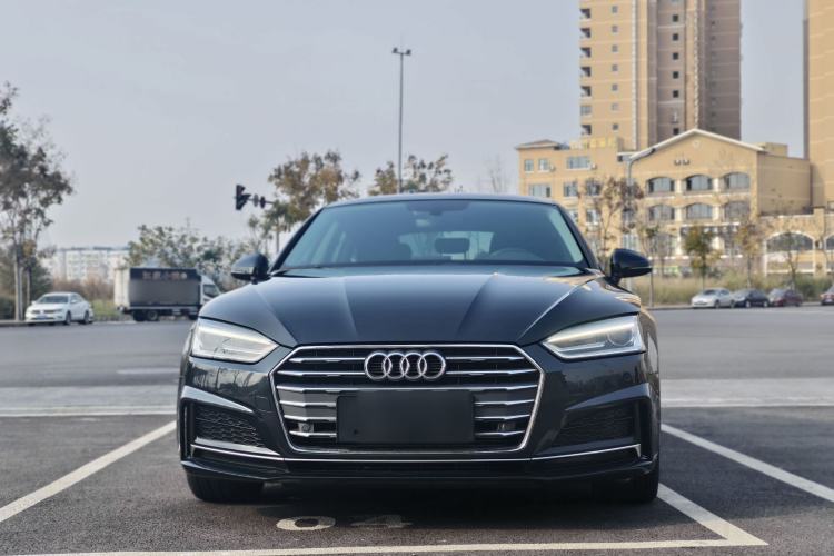 Used Audi A5 2017 Sportback 40 TFSI Fashion Model Exterior 4