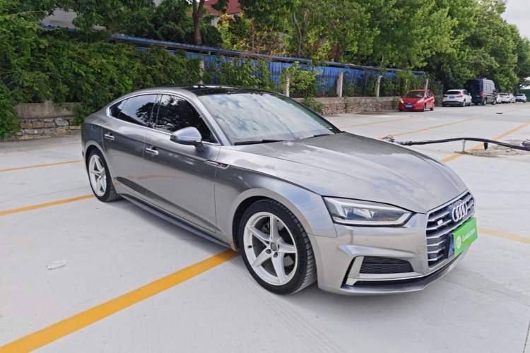 Used Audi A5 2017 Sportback 40 TFSI Fashion Model Front Right 45 Deg