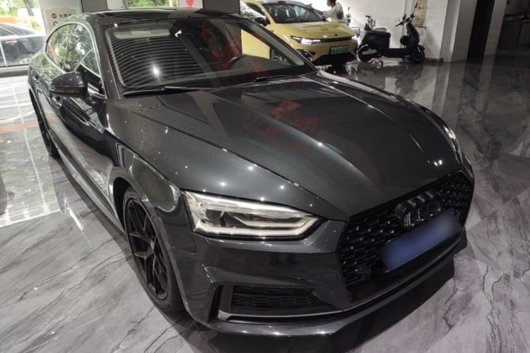 Used Audi A5 2017 Sportback 40 TFSI Fashion Model Front Right 45 Deg