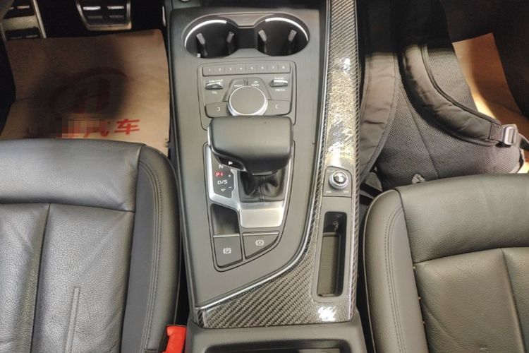 Used Audi A5 2017 Sportback 40 TFSI Fashion Model Gear Lever