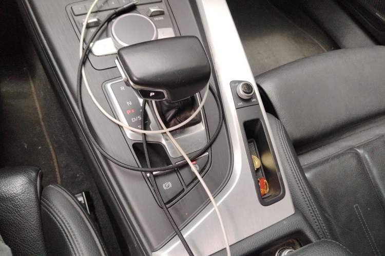Used Audi A5 2017 Sportback 45 TFSI quattro Sport Model Gear Lever