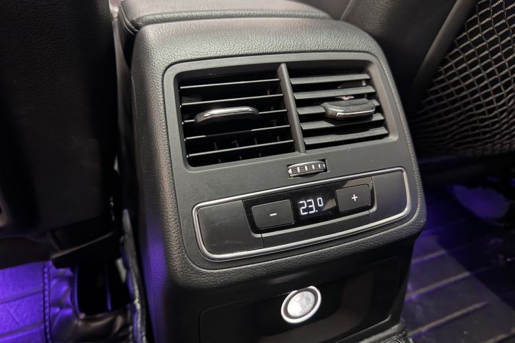 Used Audi A5 2017 Sportback 40 TFSI Fashion Model Interior 10